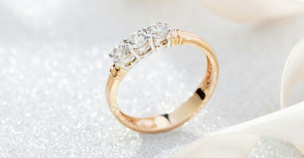 yellow gold diamond ring