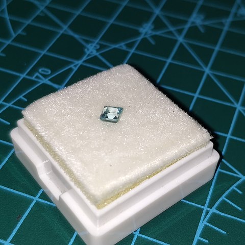 480px 0.45cts Gem Grade Blue Zircon