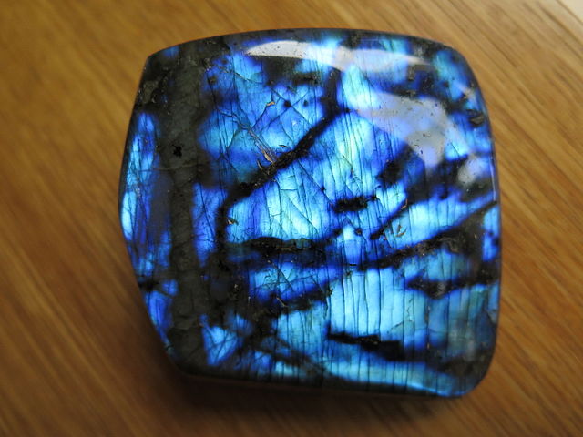 640px Labradorite Blu