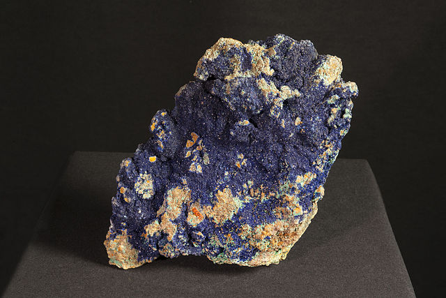 640px Naturalis Biodiversity Center Azurite Mineral