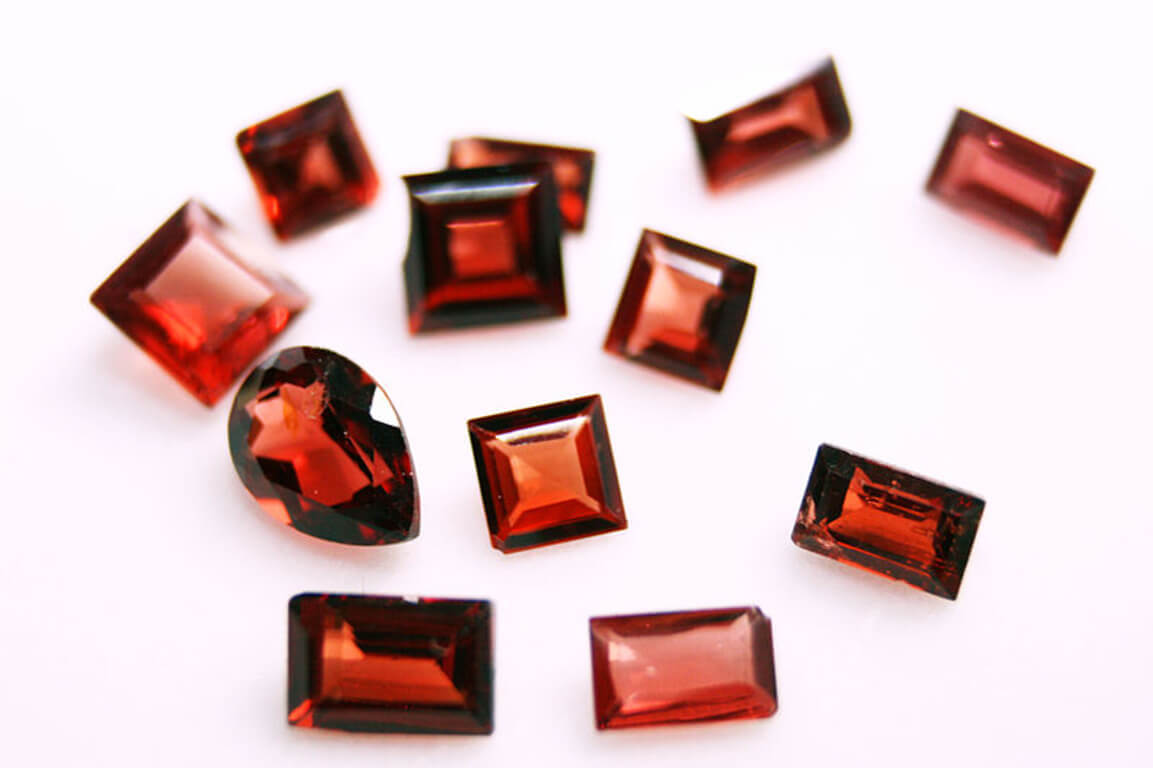 Fun Facts About Garnet: January's Birthstone