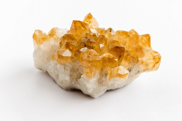 Citrine Crystal Meaning, Healing Properties, and Everyday Uses