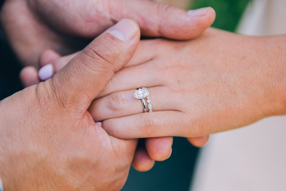 5 Secrets to Selling Your Engagement Ring for the Most Money/March 2024 –  DIAMOCYCLE